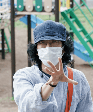 吉野耕平監督