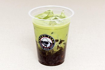 抹茶黒糖寒天ラテ ¥500(税込)