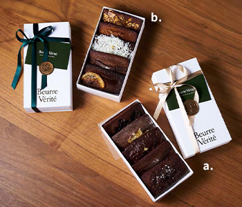 a.　焼き立てフィナンシェチョコレートアソート(5個入り)／b.　焼き立てフィナンシェ(5個入り)