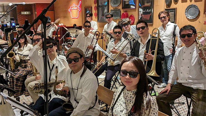\隔週土曜日/ <br>HIBIYA FOOD HALLがHIBIYA MUSIC HALLに変わる