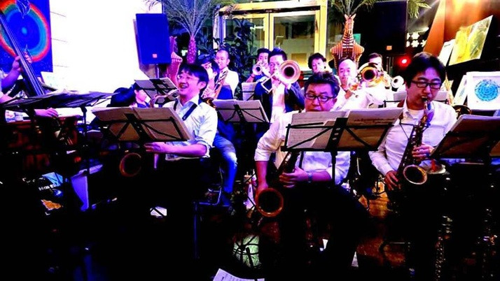 \隔週土曜日/ <br>HIBIYA FOOD HALLがHIBIYA MUSIC HALLに変わる
