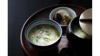 京都の老舗料亭「瓢亭」冬の名物：鶉がゆ（うずらがゆ）